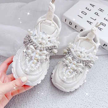 Весенне-осенняя детская обувь с белым жемчугом, кроссовки для маленьких девочек, сетчатая дышащая модная повседневная детская обувь