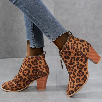 Женские ботильоны больших размеров с леопардовым принтом на массивном каблуке, осенняя обувь для женщин, женские короткие ботинки на молнии из флока, обувь на платформе