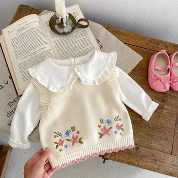 Осенняя вязаная майка для девочек 2023 года, одежда для маленьких девочек, вязаный свитер без рукавов с цветочной вышивкой